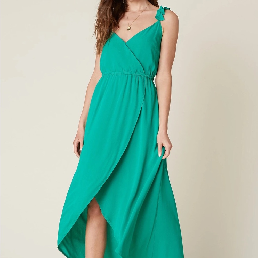 Jack by BB Dakota Ruffle & Cut Wrap Midi green Dress size XS